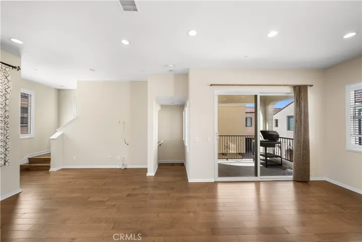 80 Strawberry, Irvine, California 92620 — photo 4