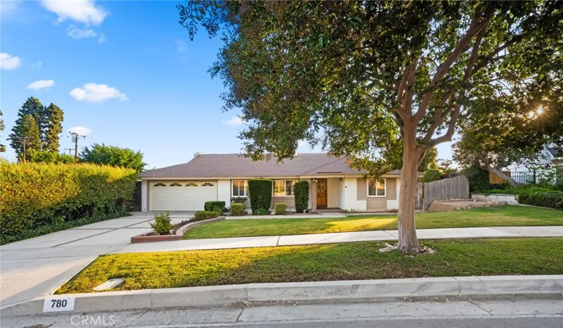 780 Arroues Drive, Fullerton, California 92835 — photo 5