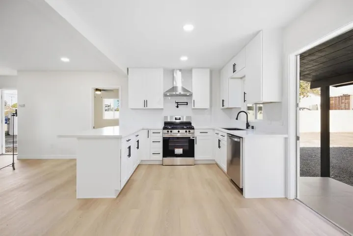73 Oxford Street, Chula Vista, California 91911 — photo 5