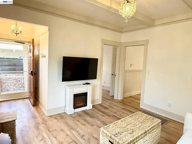 1614 Gould Ct, Alameda, California 94501 — photo 5