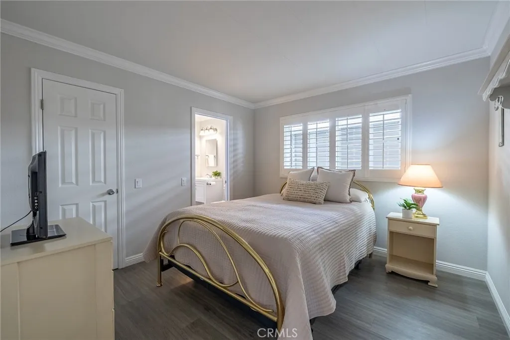 Guest or 2nd Bedroom with Walk in Closet and door to Bathroom