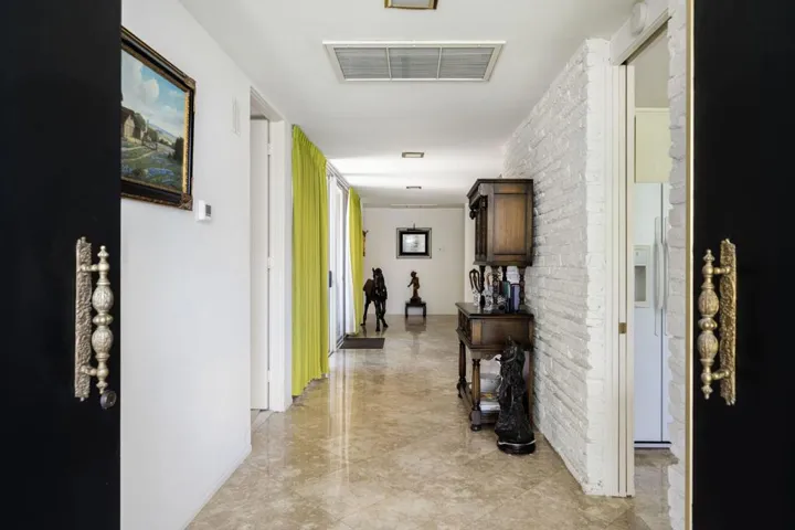 20-web-or-mls-JAJacarda_OPMG_0925_020