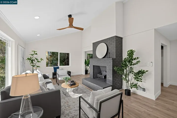 9421 Castlewood Street, Oakland, California 94605 — photo 5