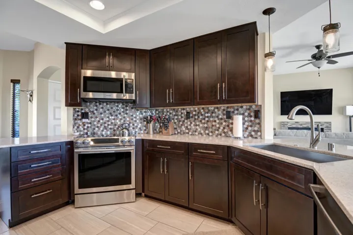 38241 Crocus Lane, Palm Desert, California 92211 — photo 5