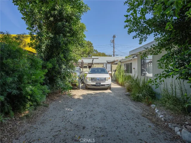 1817 W Burbank Boulevard, Burbank, California 91506 — photo 5