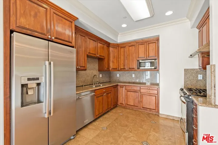 272 N Chester Avenue 105, Pasadena, California 91106 — photo 5