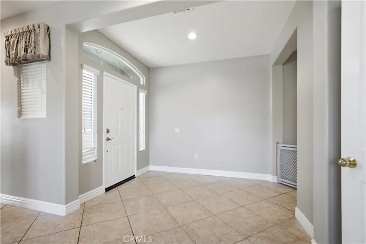 30365 Glen Ellen Circle, Murrieta, California 92563 — photo 5