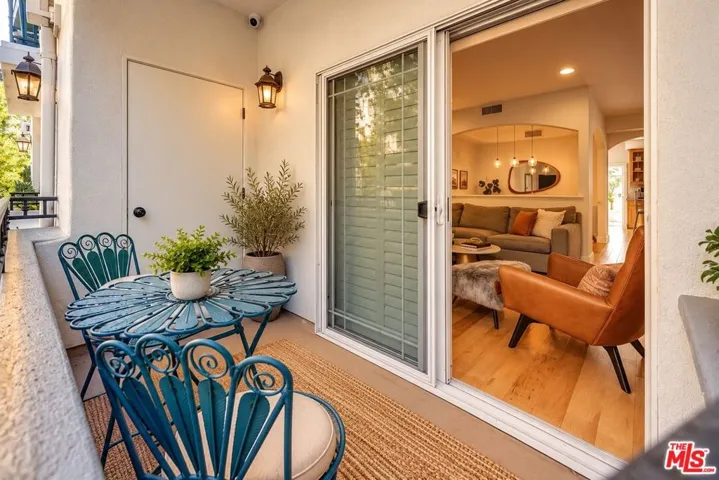 14544 Margate Street 4, Sherman Oaks, California 91411 — photo 4