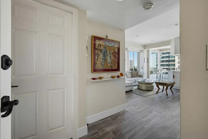 10501 Wilshire Blvd 1005, Los Angeles, California 90024 — photo 4