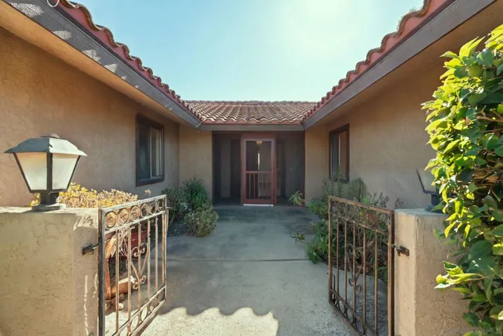 30138 Disney Lane, Vista, California 92084 — photo 5