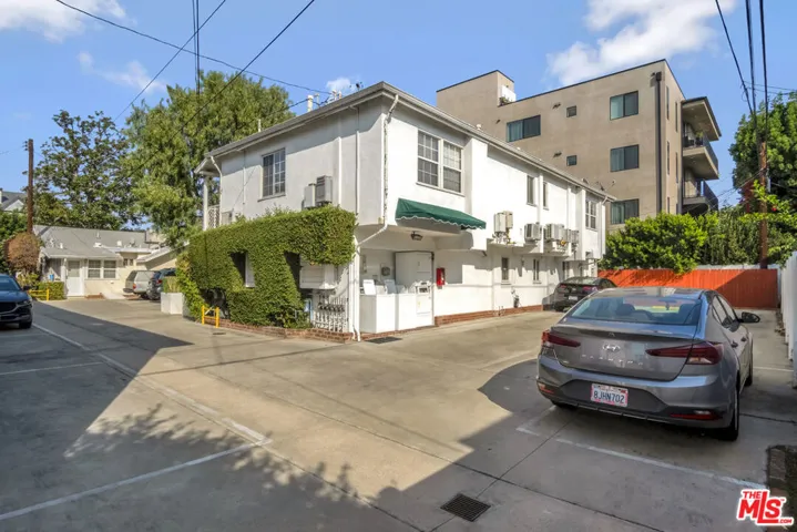 10814 Blix Street, North Hollywood, California 91602 — photo 5