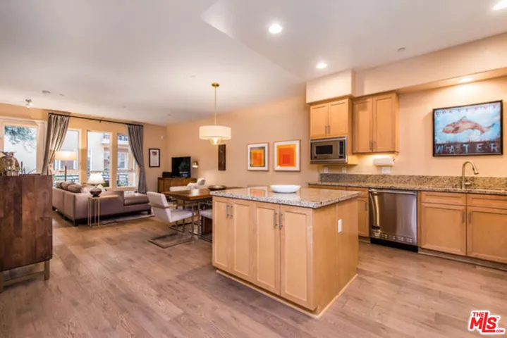 4050 Glencoe Avenue 217, Marina Del Rey, California 90292 — photo 4