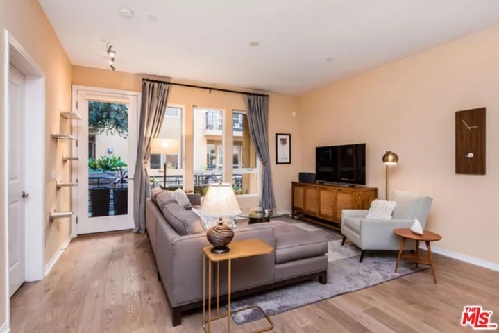 4050 Glencoe Avenue 217, Marina Del Rey, California 90292 — photo 5