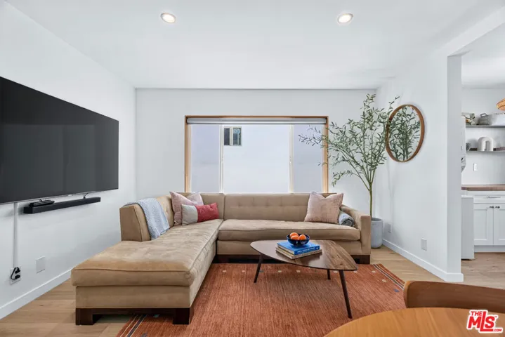 2135 Bellevue Avenue 12, Los Angeles, California 90026 — photo 5