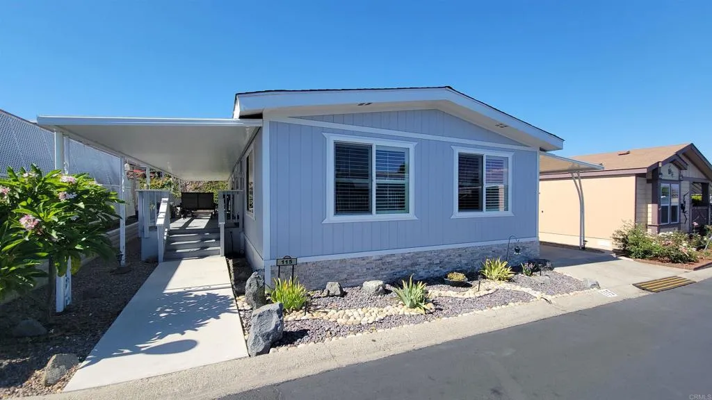 3535 Linda Vista Dr #SPC 115