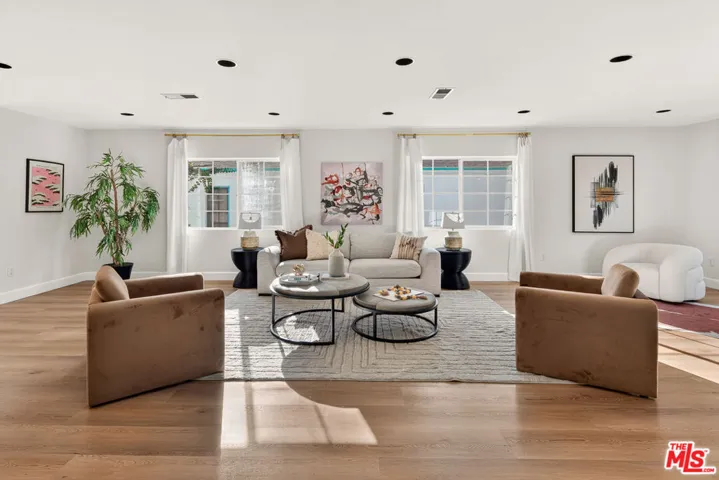 1636 Wellesley Avenue, Los Angeles, California 90025 — photo 4