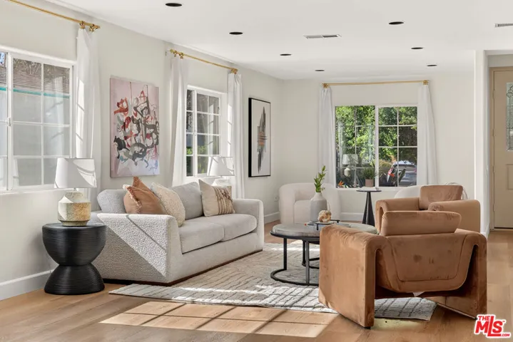1636 Wellesley Avenue, Los Angeles, California 90025 — photo 5