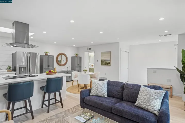 3081 Golden Rain Rd 2, Walnut Creek, California 94595 — photo 5