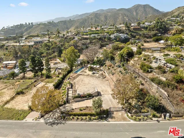 827 Lachman Lane, Pacific Palisades, California 90272 — photo 4
