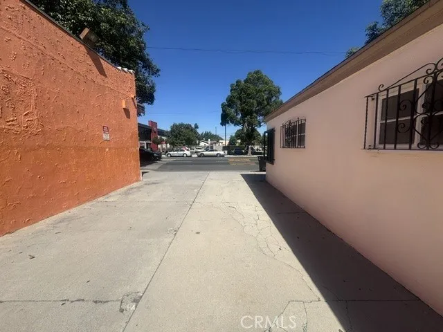 3292 Tweedy Boulevard, South Gate, California 90280 — photo 4