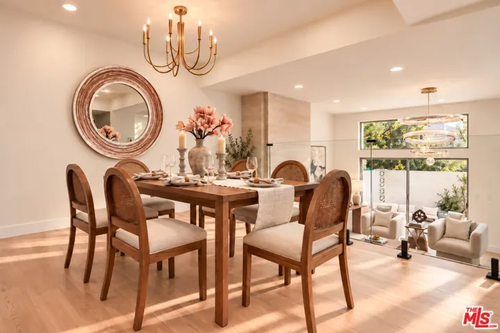 4924 Mcconnell Avenue, Los Angeles, California 90066 — photo 4
