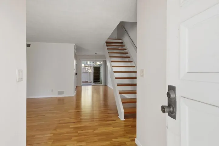 1229 Picasso Drive, Sunnyvale, California 94087 — photo 4