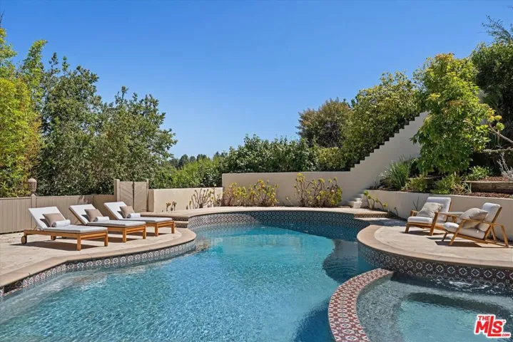 9830 Beeson Drive, Los Angeles, California 90210 — photo 4