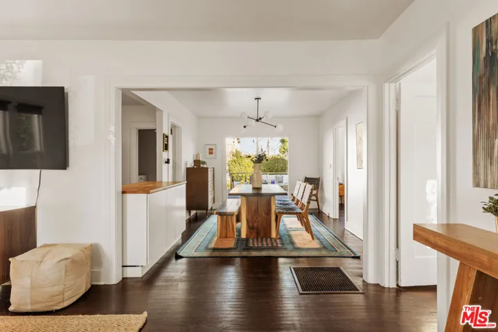 5408 7th Avenue, Los Angeles, California 90043 — photo 4
