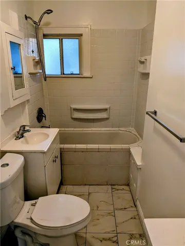 746 Lime Avenue, Long Beach, California 90813 — photo 4