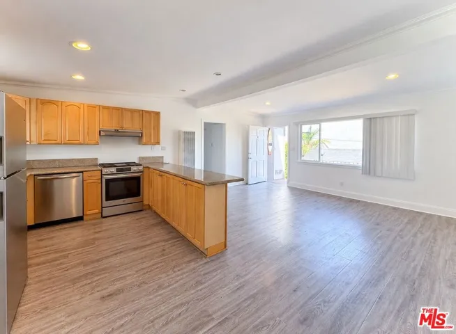 627 Westminster Avenue 4, Venice, California 90291 — photo 5