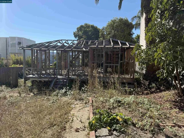 469 Harkness Avenue, San Francisco, California 94134-2150 — photo 5