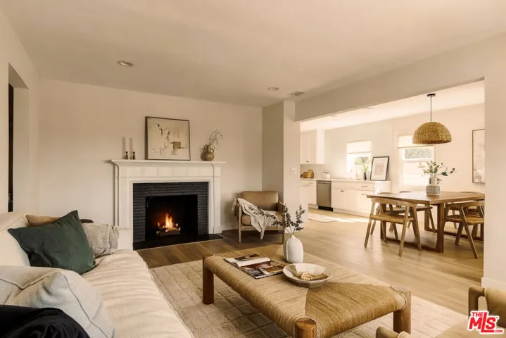 7122 Glasgow Avenue, Los Angeles, California 90045 — photo 4
