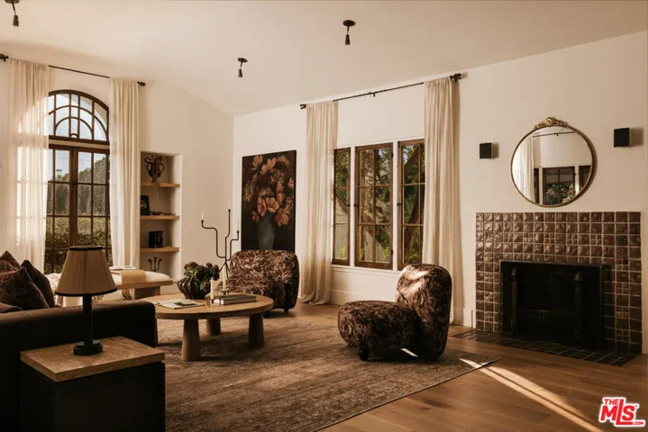 6484 Ivarene Avenue, Los Angeles, California 90068 — photo 4