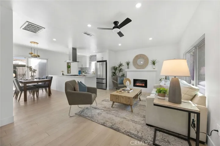 1379 E Elizabeth Street, Pasadena, California 91104 — photo 5