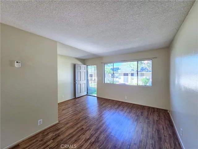 511 Bayport Street 1/2, Carson, California 90745 — photo 4