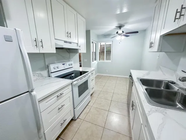 2121 E Grand Avenue H29, Escondido, California 92027 — photo 4