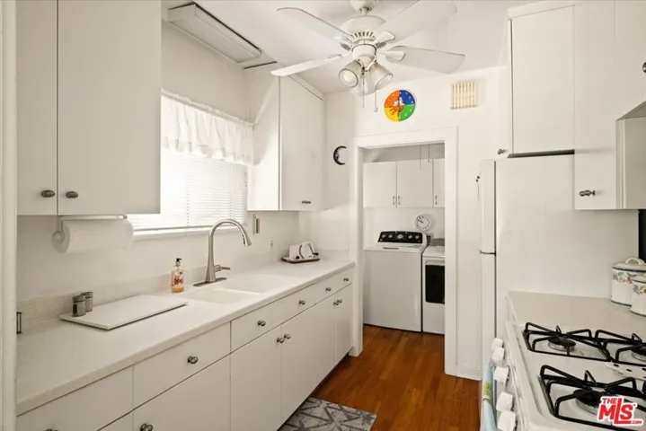 3028 Ingledale Terrace, Los Angeles, California 90039 — photo 5