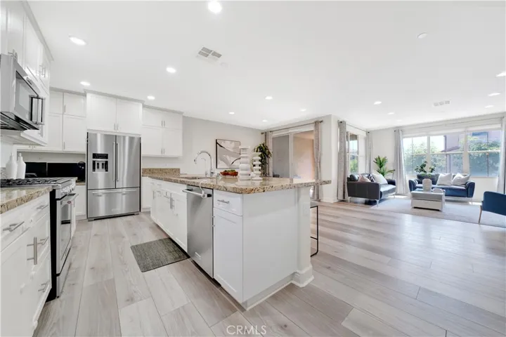 92 Capricorn, Irvine, California 92618 — photo 5