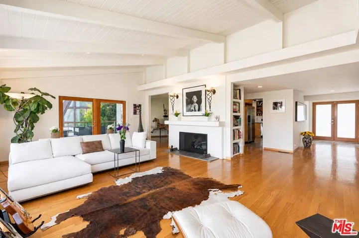 3162 Durand Drive, Los Angeles, California 90068 — photo 4