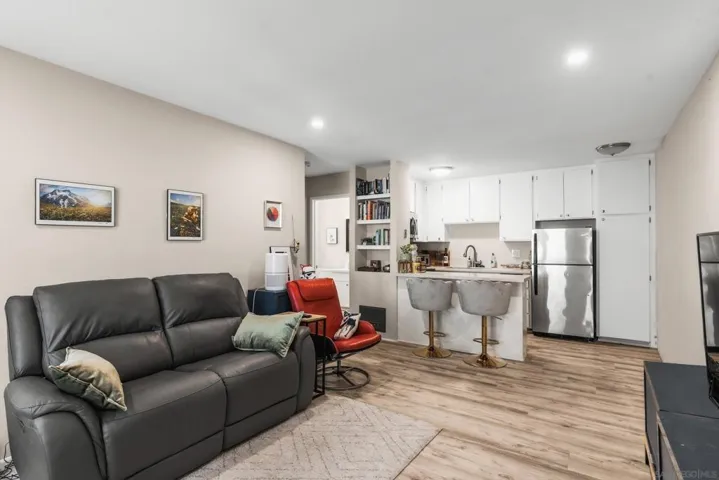 6354 Rancho Mission Rd 517, San Diego, California 92108 — photo 4