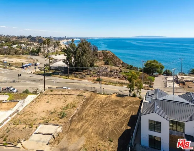 17056 Livorno Drive, Pacific Palisades, California 90272 — photo 5
