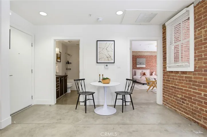 139 S Los Robles Avenue 102, Pasadena, California 91101 — photo 4