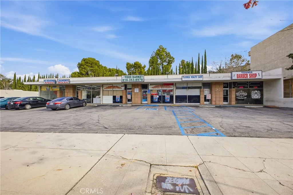 6651 Foothill Blvd