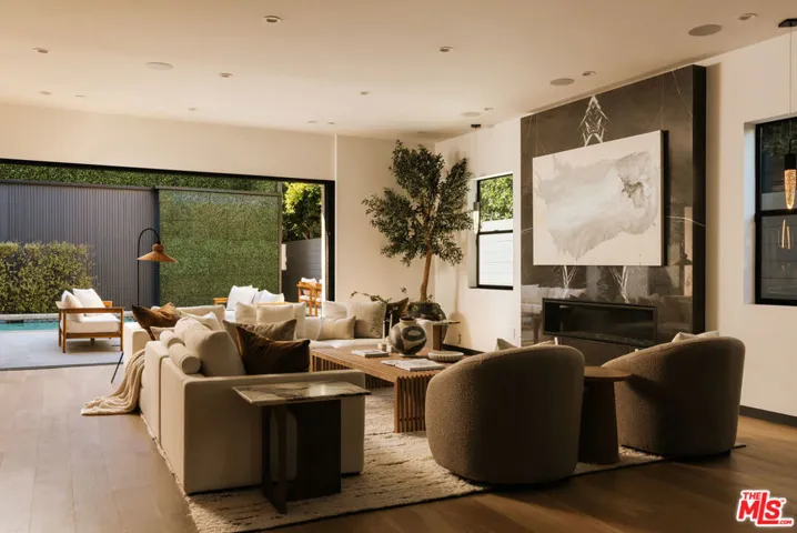 4329 Agnes Avenue, Studio City, California 91604 — photo 4