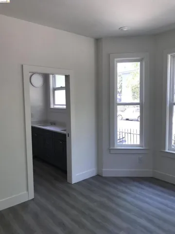 3044 Martin Lurther King, Oakland, California 94609-2927 — photo 4