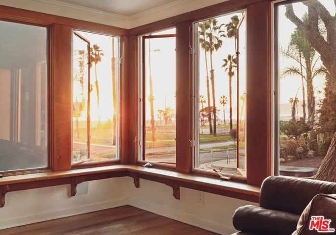 118 Fraser Avenue, Santa Monica, California 90405 — photo 4