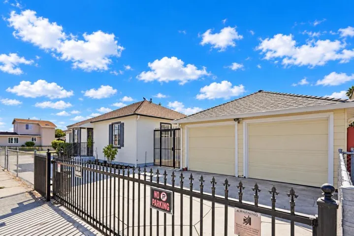 93339337 Cherry Street, Oakland, California 94603 — photo 4