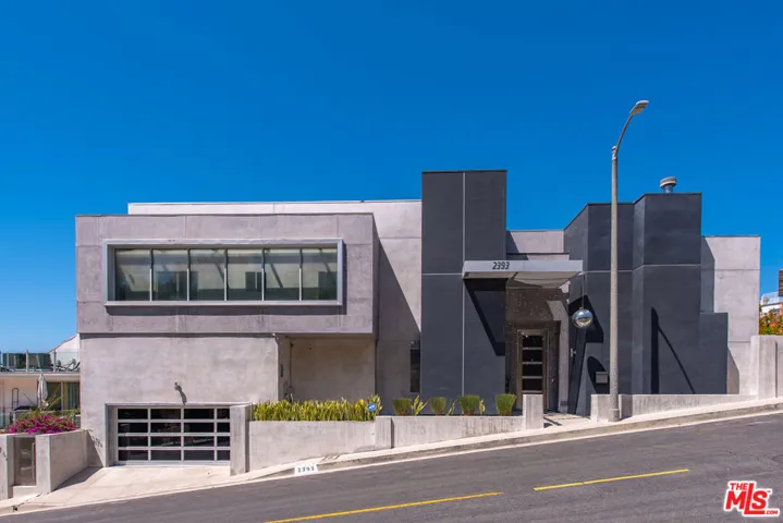 2393 Mount Olympus Drive, Los Angeles, California 90046 — photo 4
