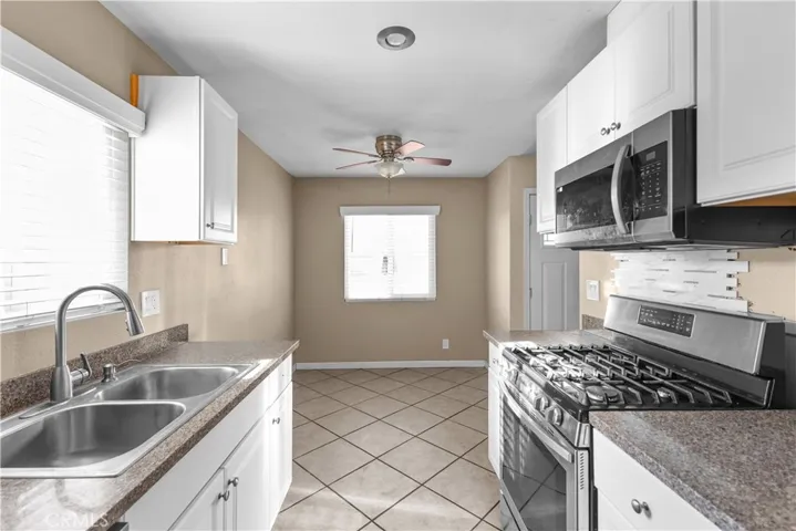 2031 Calle Diablo, Hemet, California 92545 — photo 4