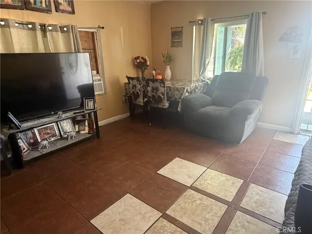 124 E Temple, San Bernardino, California 92410 — photo 5